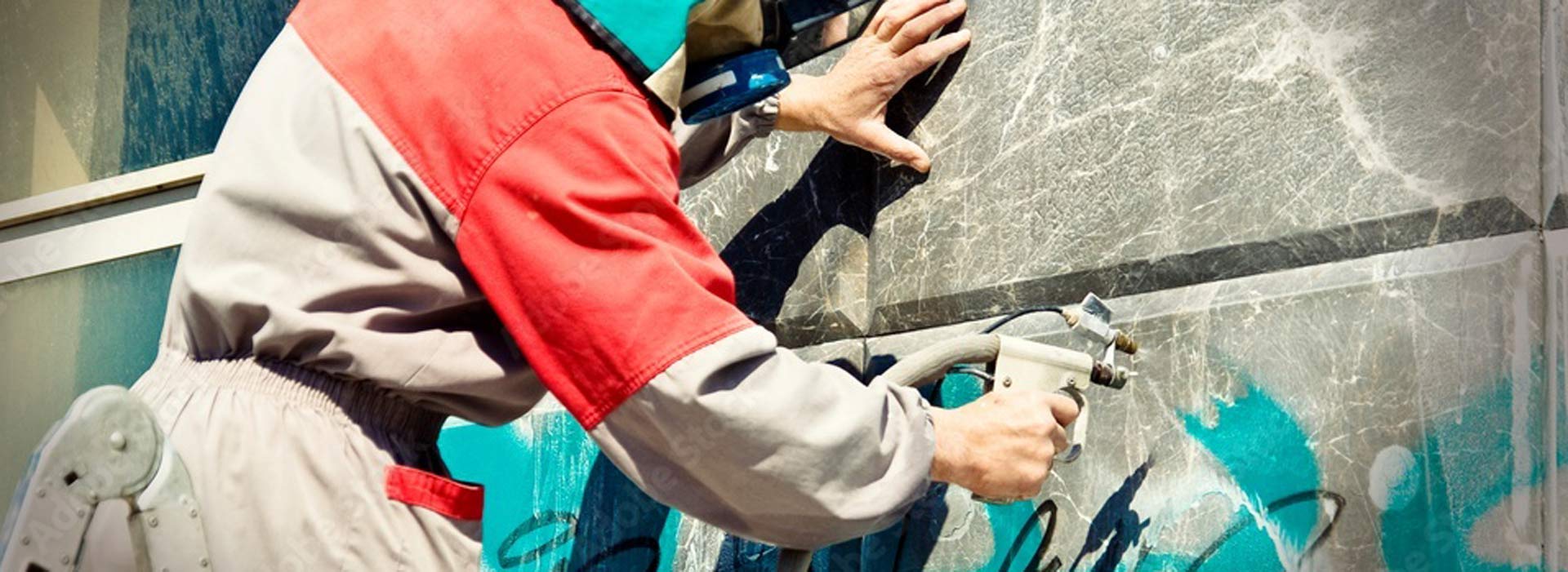 Graffiti-Beseitigung und Schutz - Malermeister aus Falkensee nahe Berlin Spandau